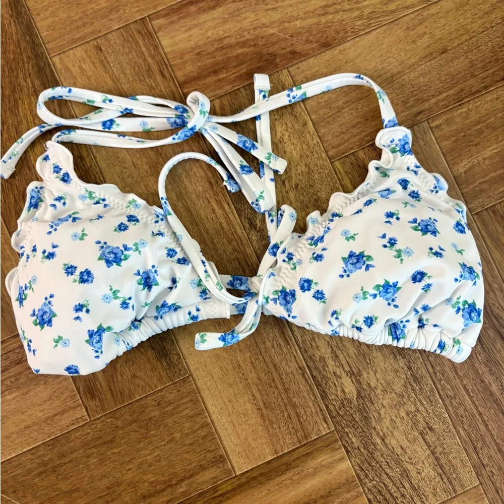 Wild Fable White Bikini Top with Blue Floral Accents Womens XS Y2K